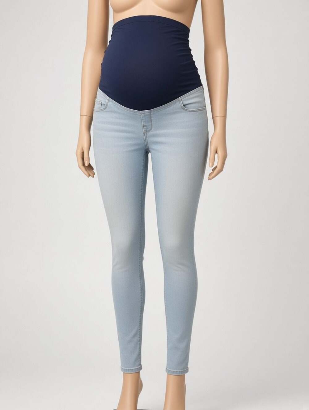 Old Navy Maternity Wow Straight Full Panel Light Wash Jeans Size 12 Long